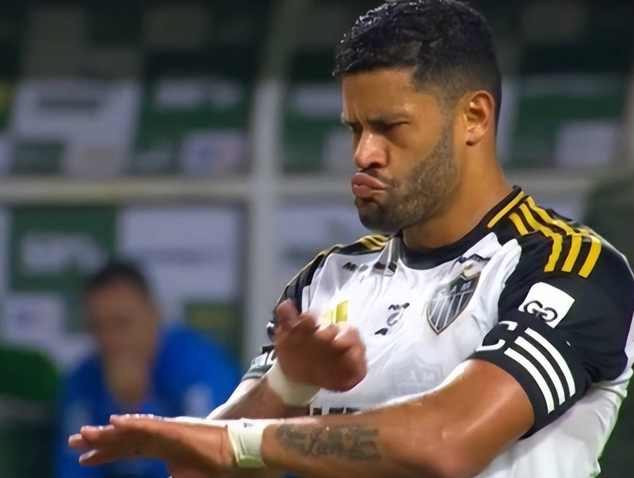 包含转会期尤文图斯备战亚冠，状态回暖细节曝光，球迷炸锅，心理建设被强调的词条